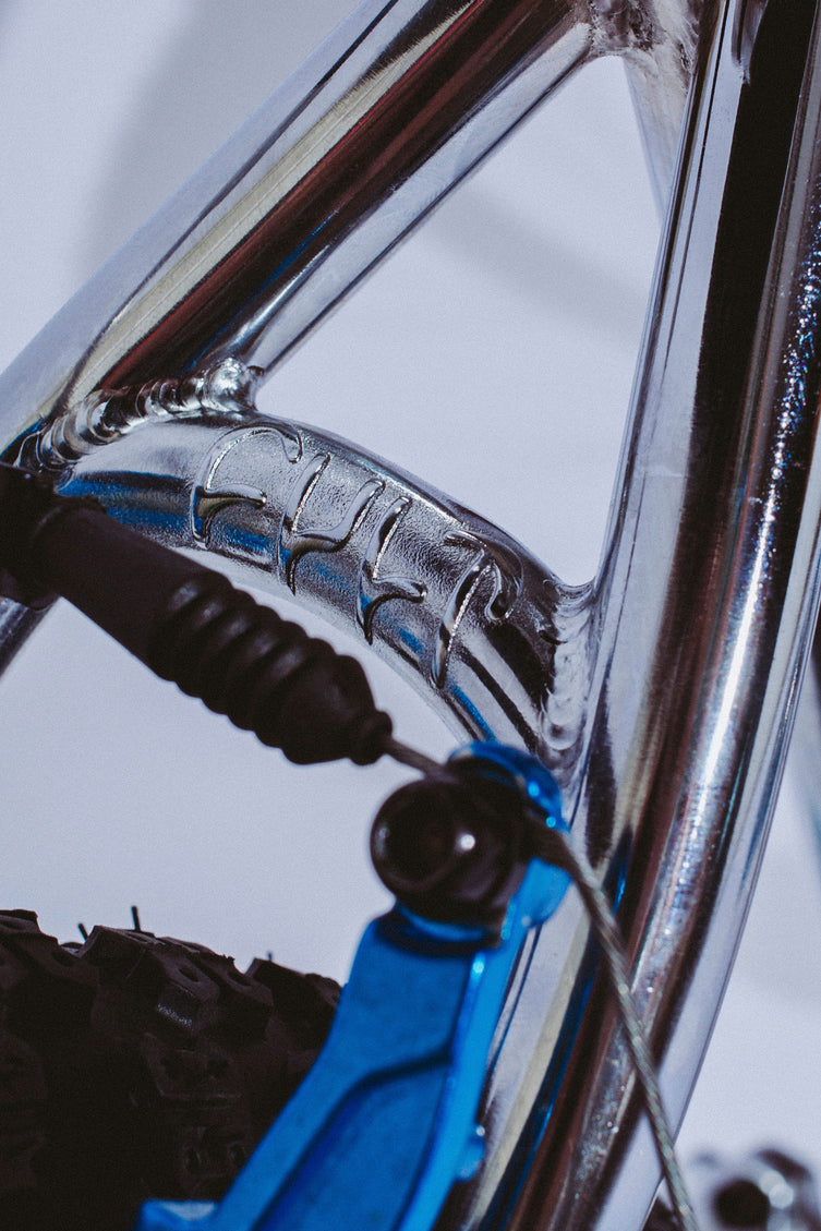 CULT /  FUCKING AWESOME 26" Cruiser - Chrome 22tt