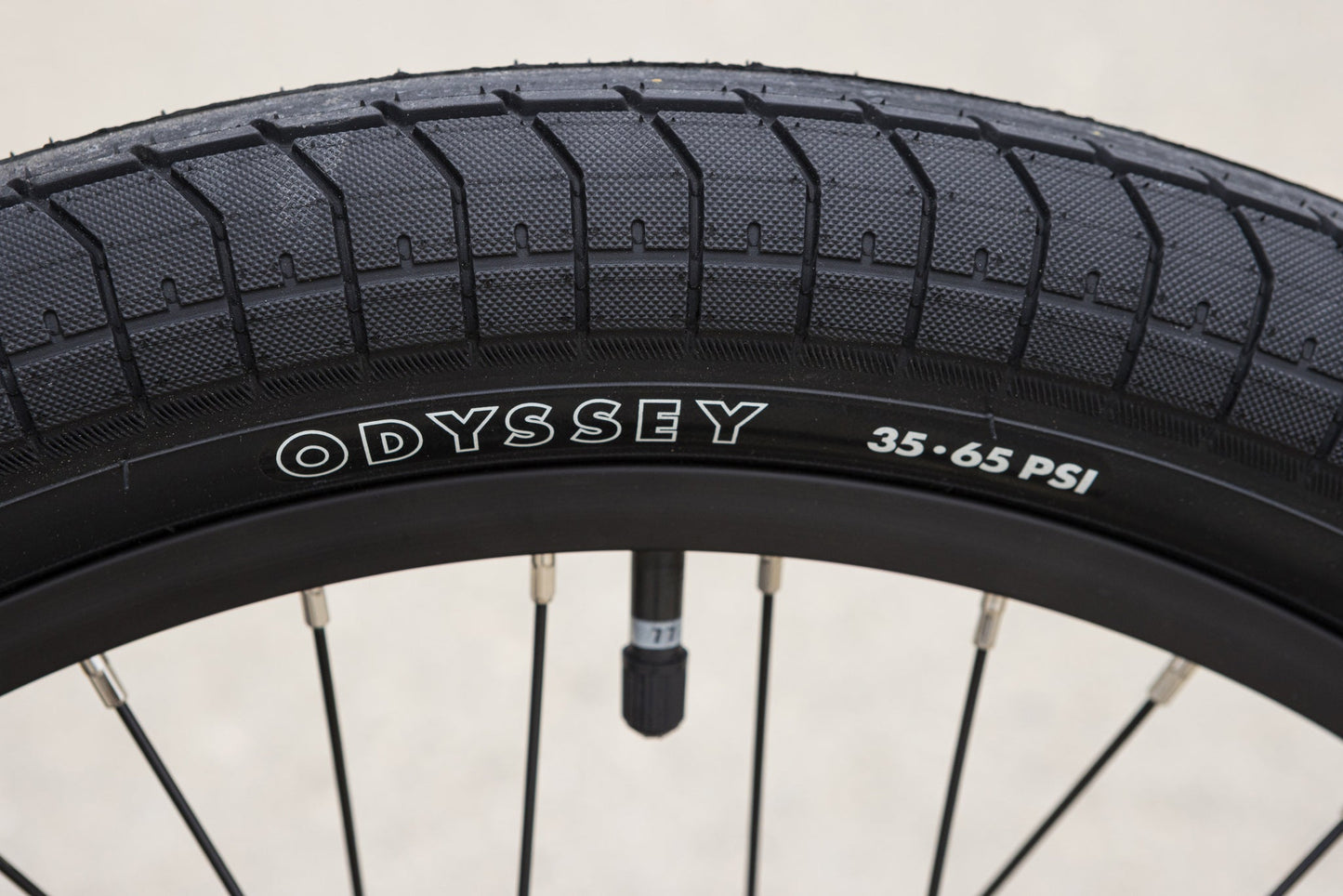 Sunday Primer (Gloss Sunday Blue with 20" tt)