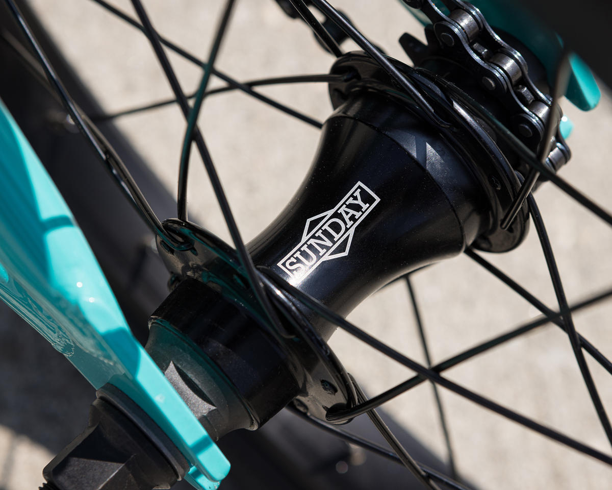 Sunday Primer 16" (Gloss Turquoise with 16.5" tt)